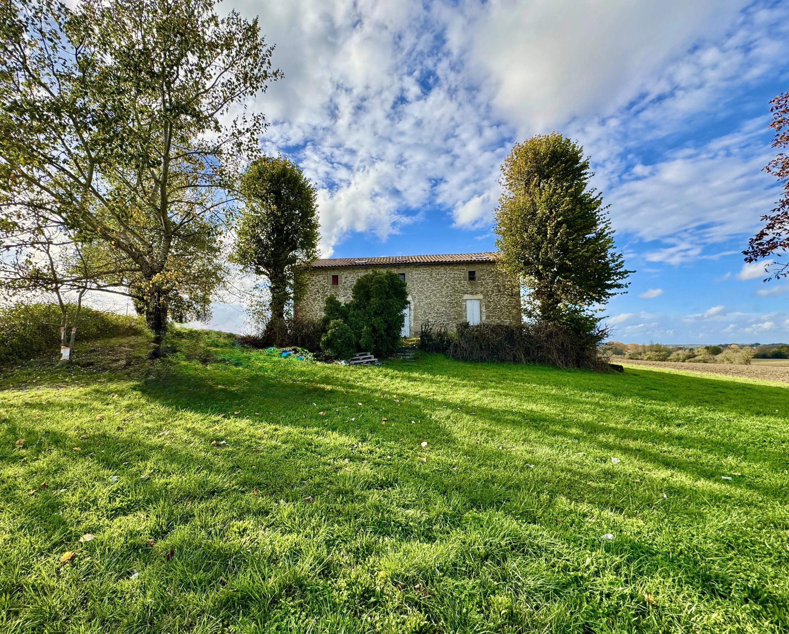 Charming Country Home with Breathtaking Views, Aquitaine – France – BVI83426