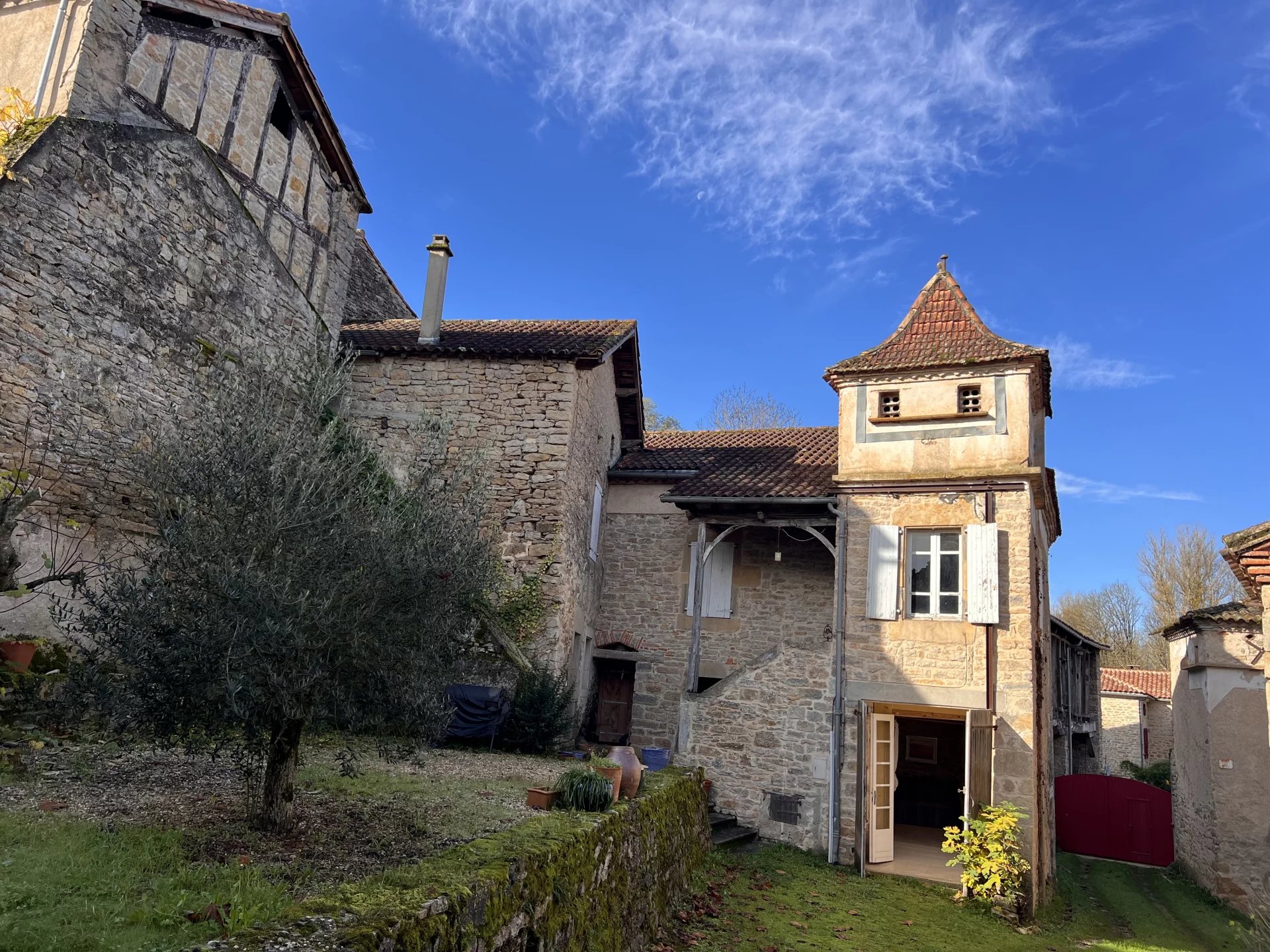 Charming Stone House, Midi-Pyrénées – France – BVI83357