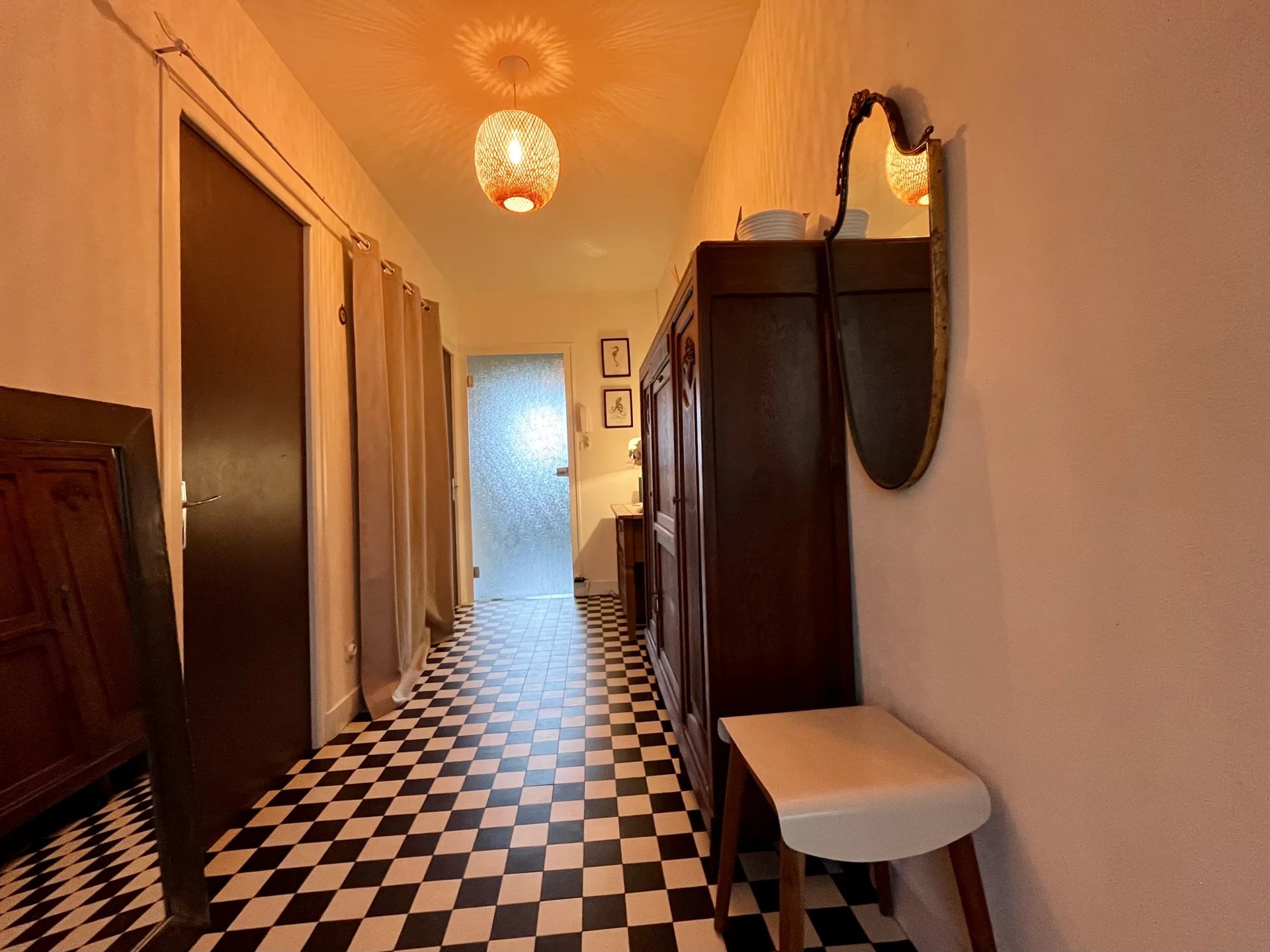 A must see! Light-filled 3-bed property with basement and beautiful enclosed garden, Poitou-Charentes – France – BVI83354