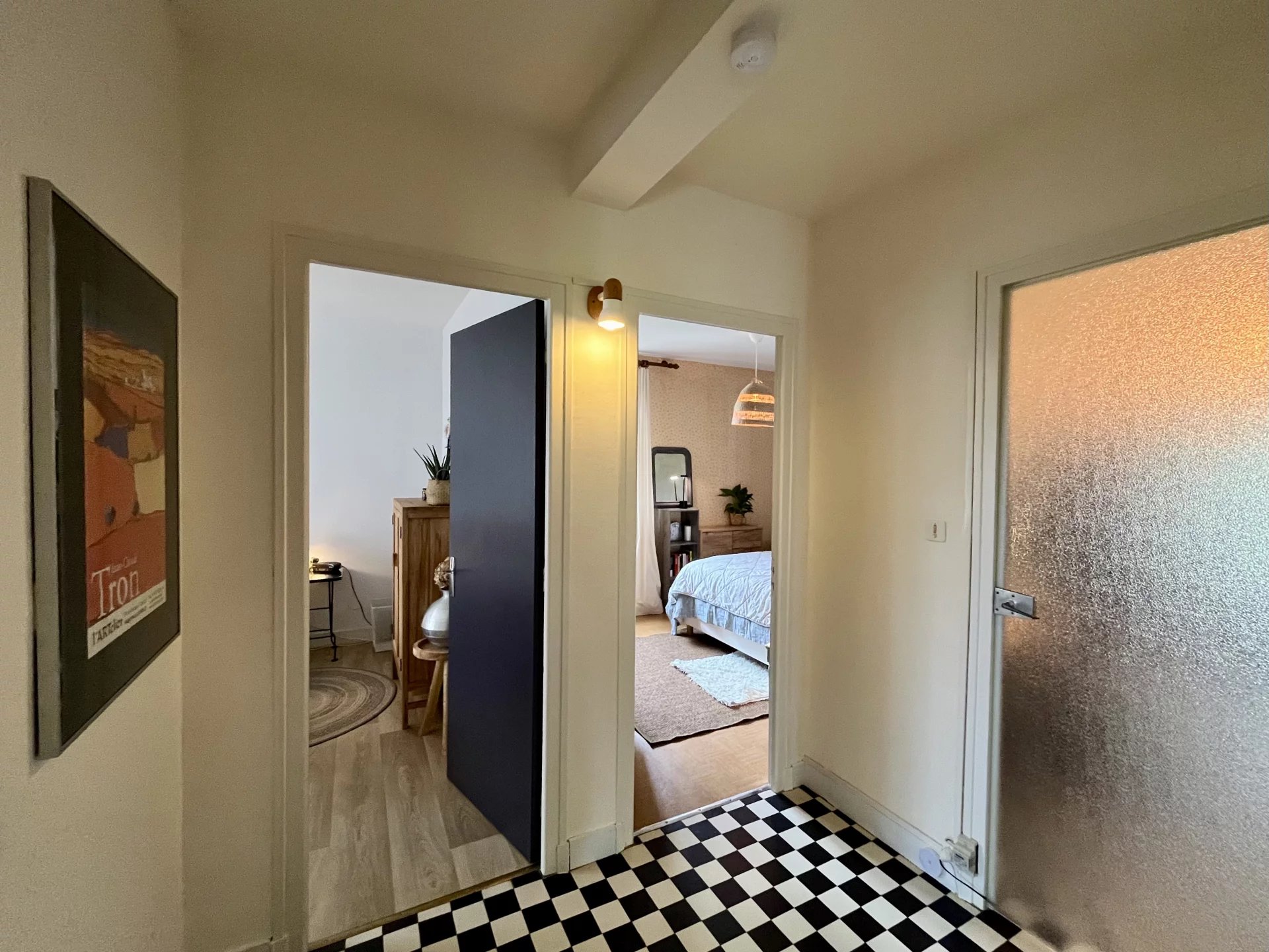 A must see! Light-filled 3-bed property with basement and beautiful enclosed garden, Poitou-Charentes – France – BVI83354