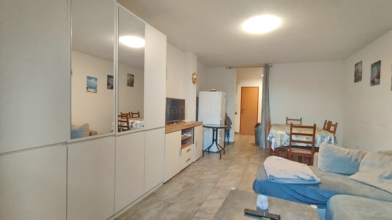 3 bedroom apartment in Novi Vinodolski, Croatia – 103571