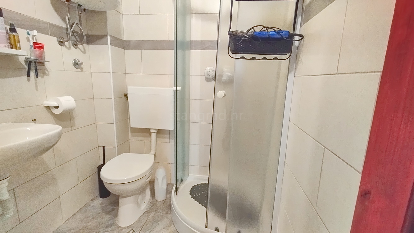 3 bedroom apartment in Novi Vinodolski, Croatia – 103571