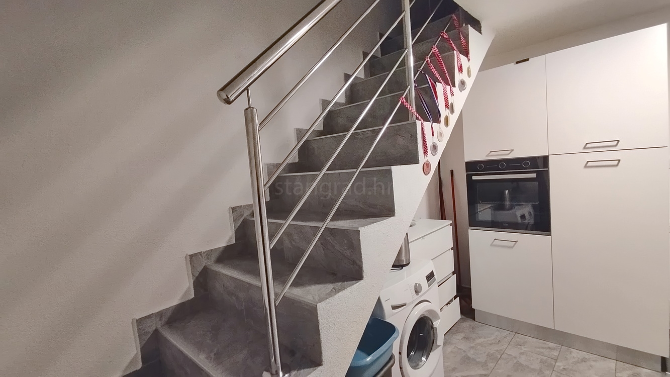 3 bedroom apartment in Novi Vinodolski, Croatia – 103571