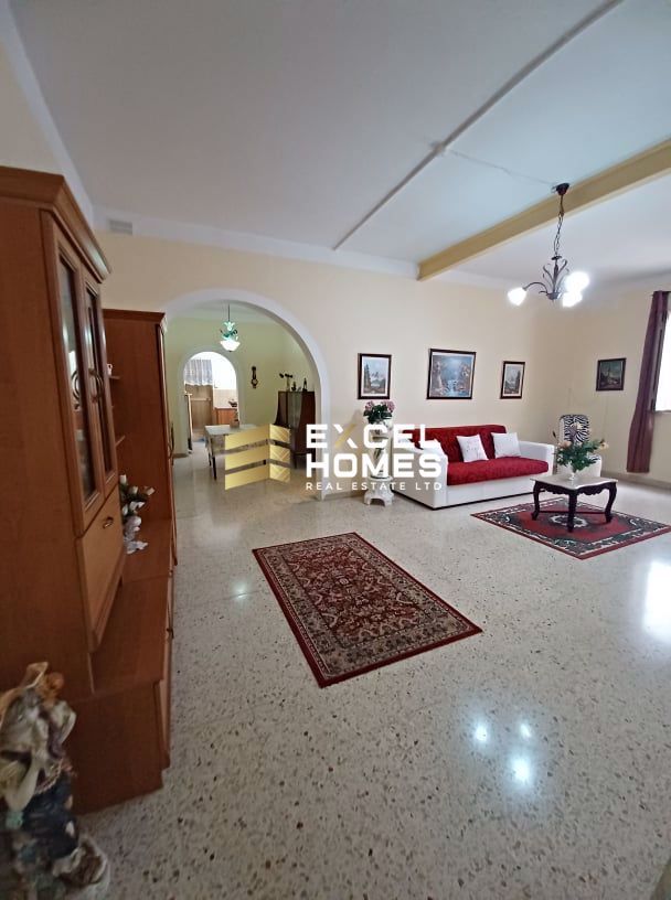 3 bedroom Townhouse in Cospicua (Bormla), Malta – 21825