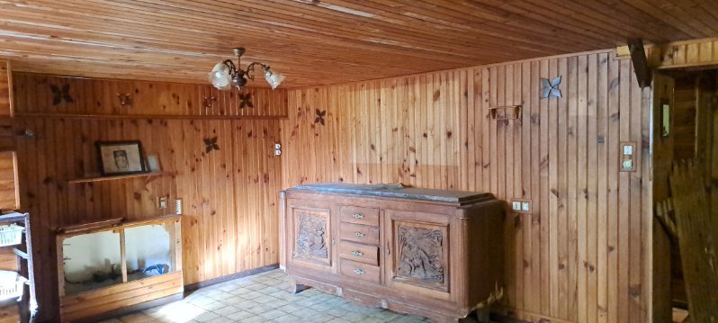 5 bedroom maison in Saint Martin Valmeroux, Cantal, France