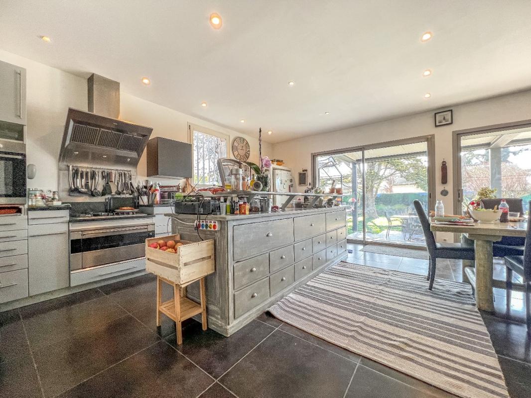 4 bedroom villa in L’isle Sur La Sorgue, Vaucluse, France – 94364D01516B428C