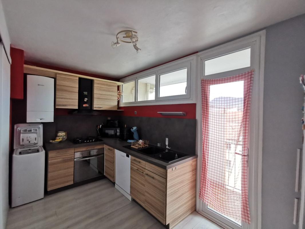 3 bedroom maison in Millau, Aveyron, France – 12014395903