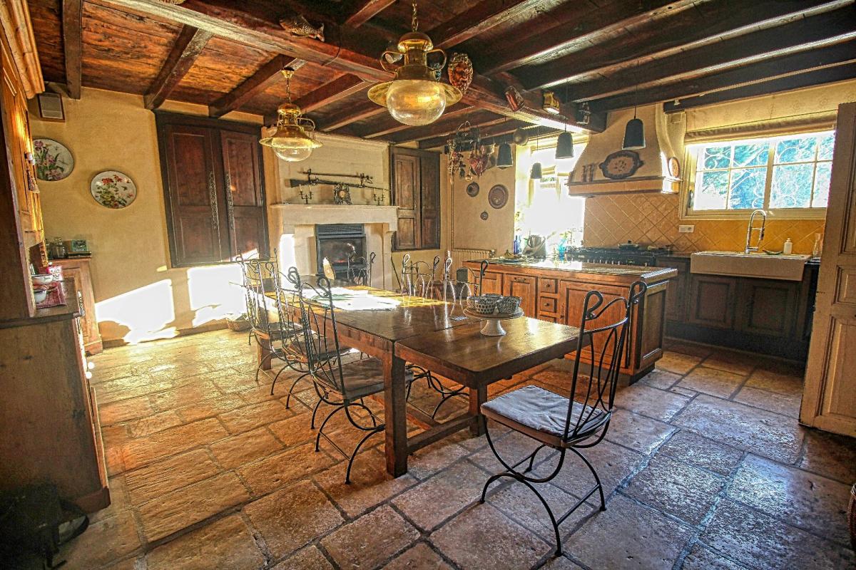 8 bedroom propriete in Prisse La Charriere, Deux-Sèvres, France – B4E1FC2FE7764C21