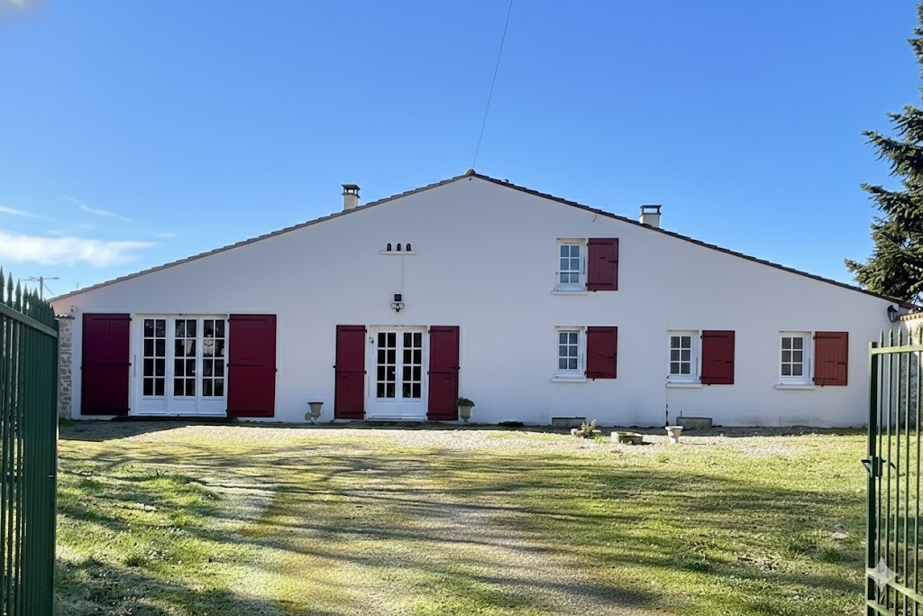 3 bedroom maison individuelle in Saint Martial, Charente-Maritime, France – 07C27EB9F8D14F11