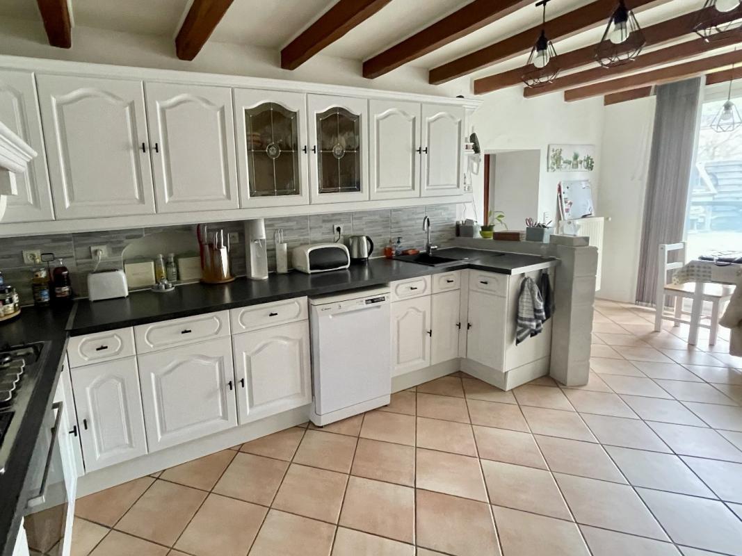 4 bedroom maison en pierres in Bercloux, Charente-Maritime, France – 3C225D76A6304BA4