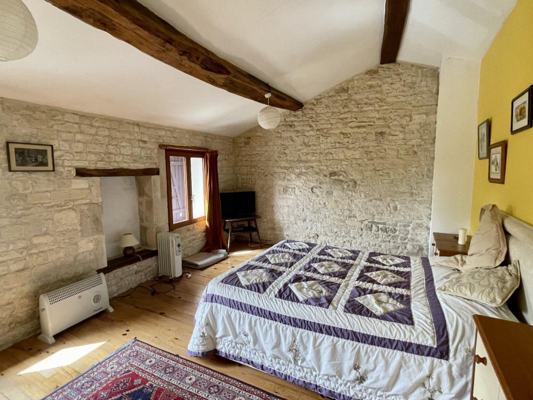 5 bedroom maison en pierres in Saint Mande Sur Bredoire, Charente-Maritime, France – 59A0E86B6E5D410D