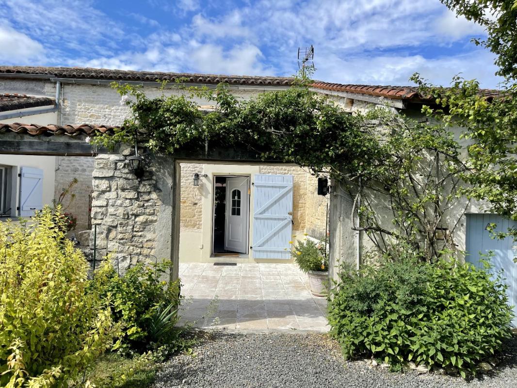 6 bedroom maison in Haimps, Charente-Maritime, France – 91A830F9B1C24C9D