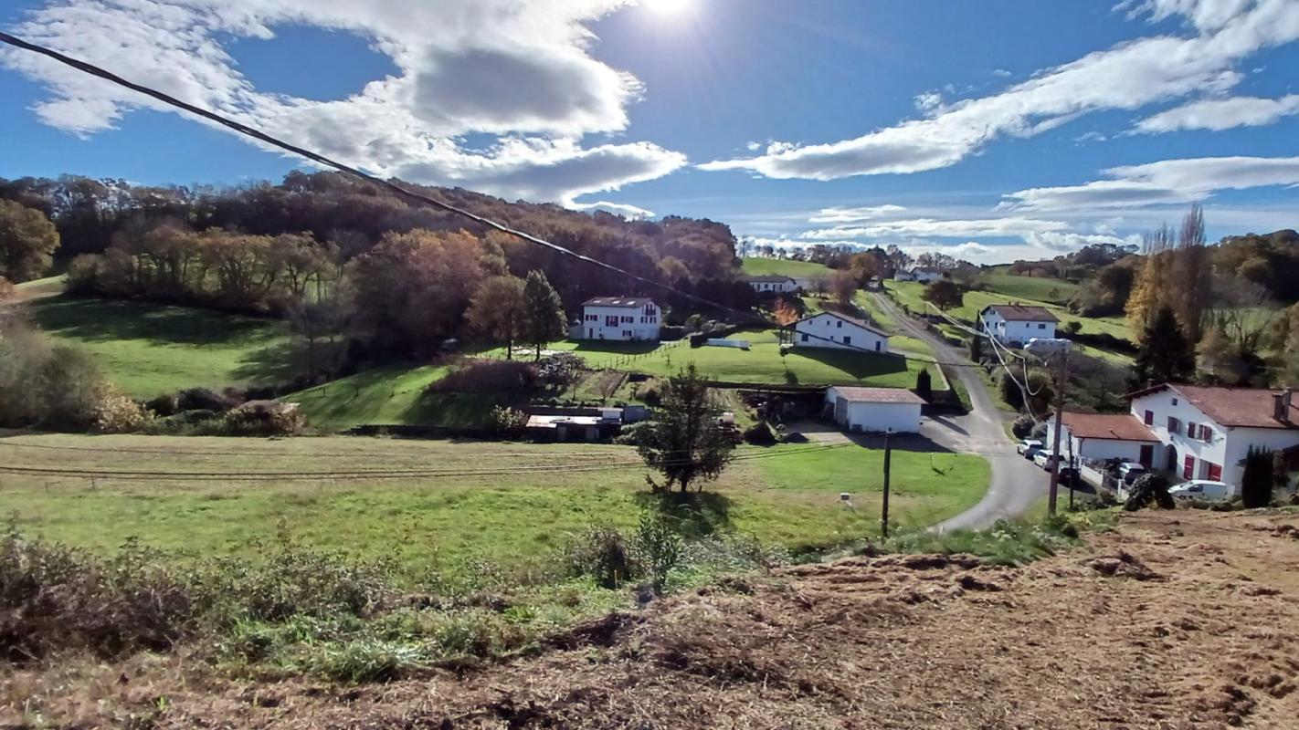 terrain a batir in Guiche, Pyrénées-Atlantiques, France – 75E047EDCA384AA2