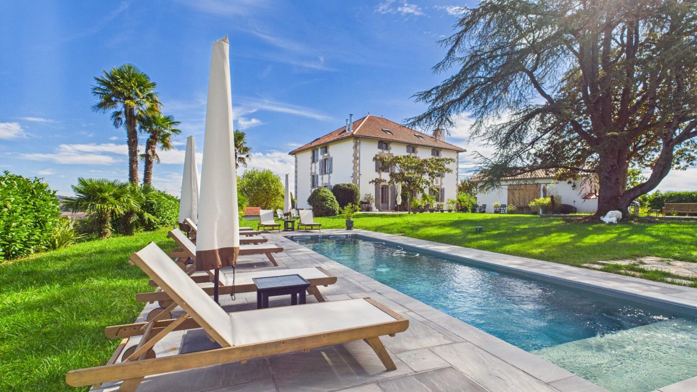 6 bedroom maison in Guiche, Pyrénées-Atlantiques, France – CBCE6B1875114385