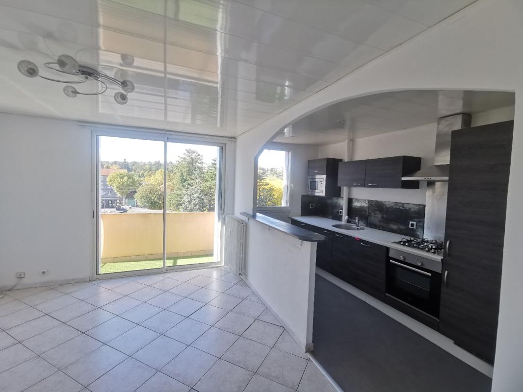 2 bedroom t3 in Millau, Aveyron, France – 9FABF1A7A8C24FB3