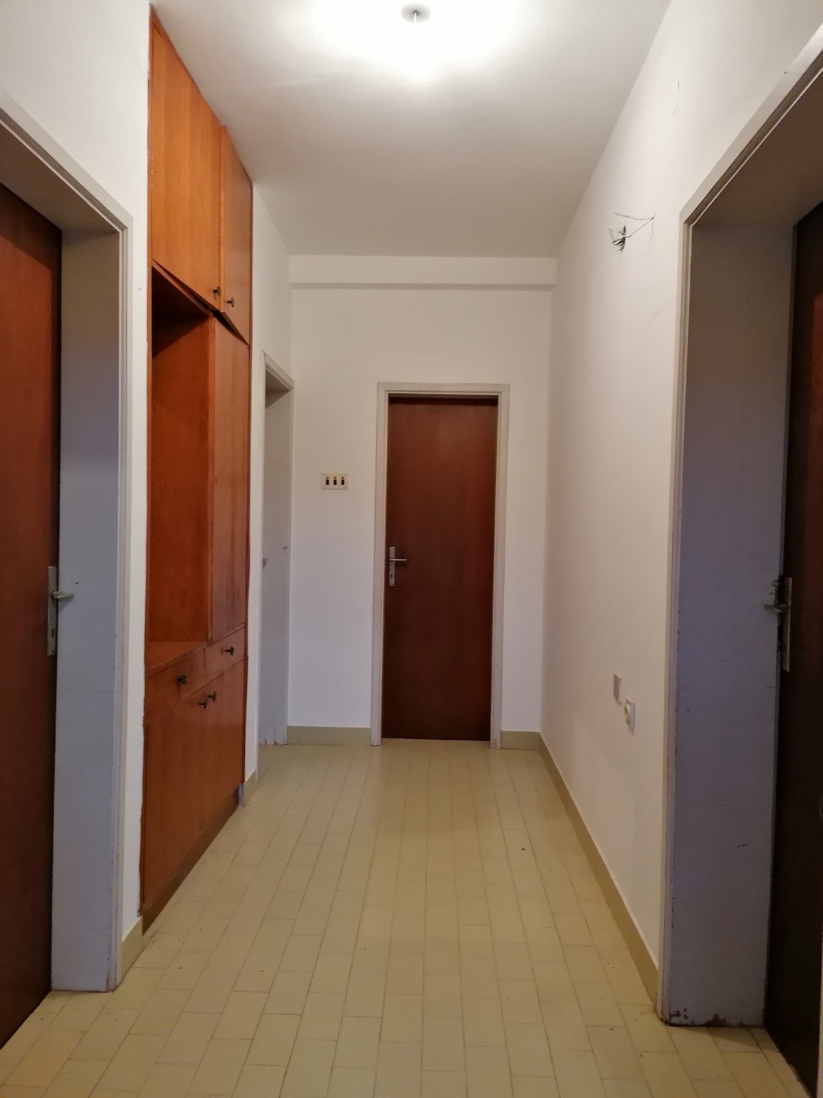 8 bedroom House in Prcanj, Montenegro – CMM53418