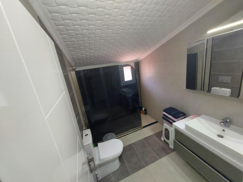 Resale 3 Bedroom Duplex with Stunning Sea & Mountain Views