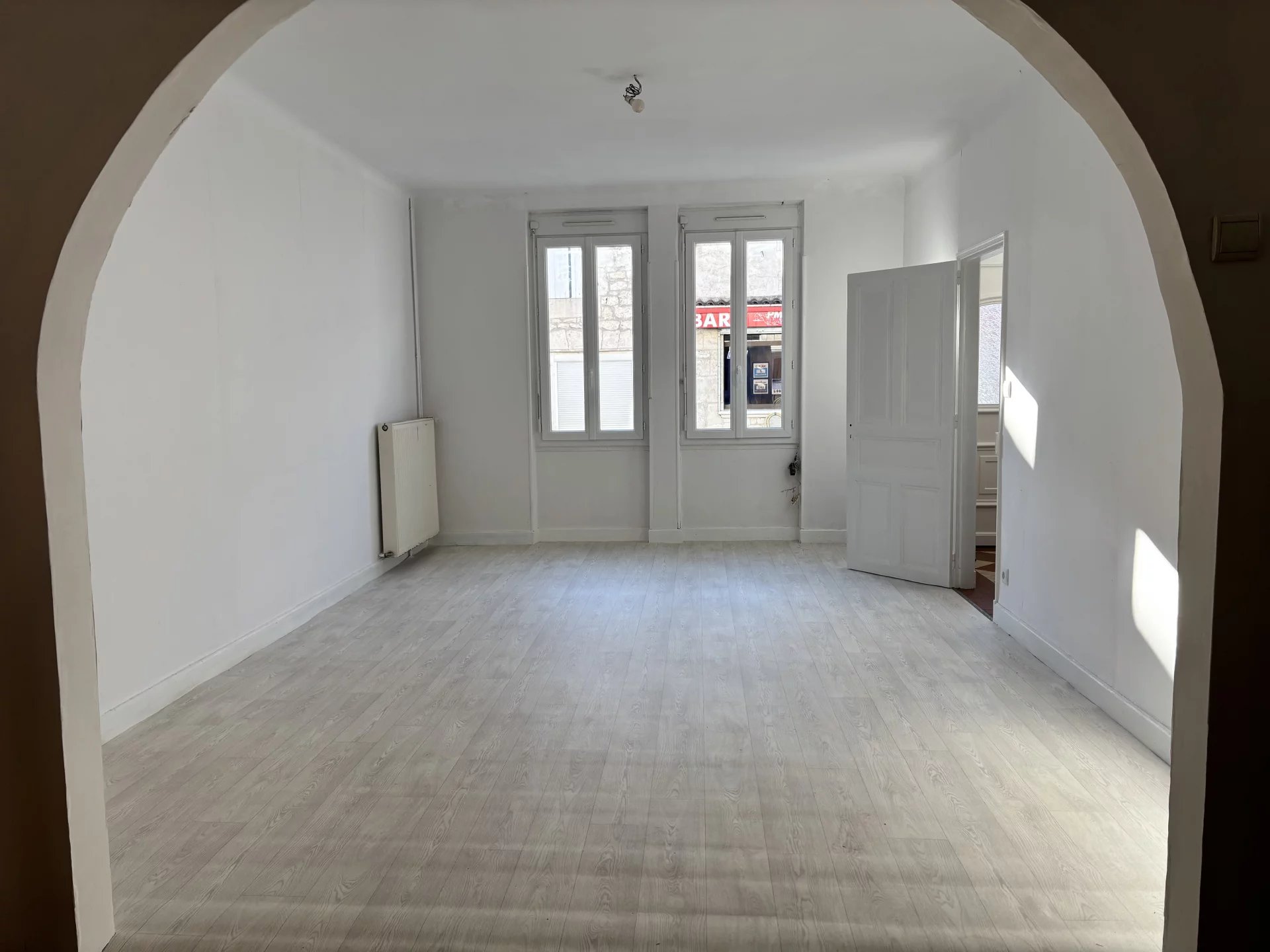 House and business in Montaigu-de-Quercy, Midi-Pyrénées – France – BVI83517