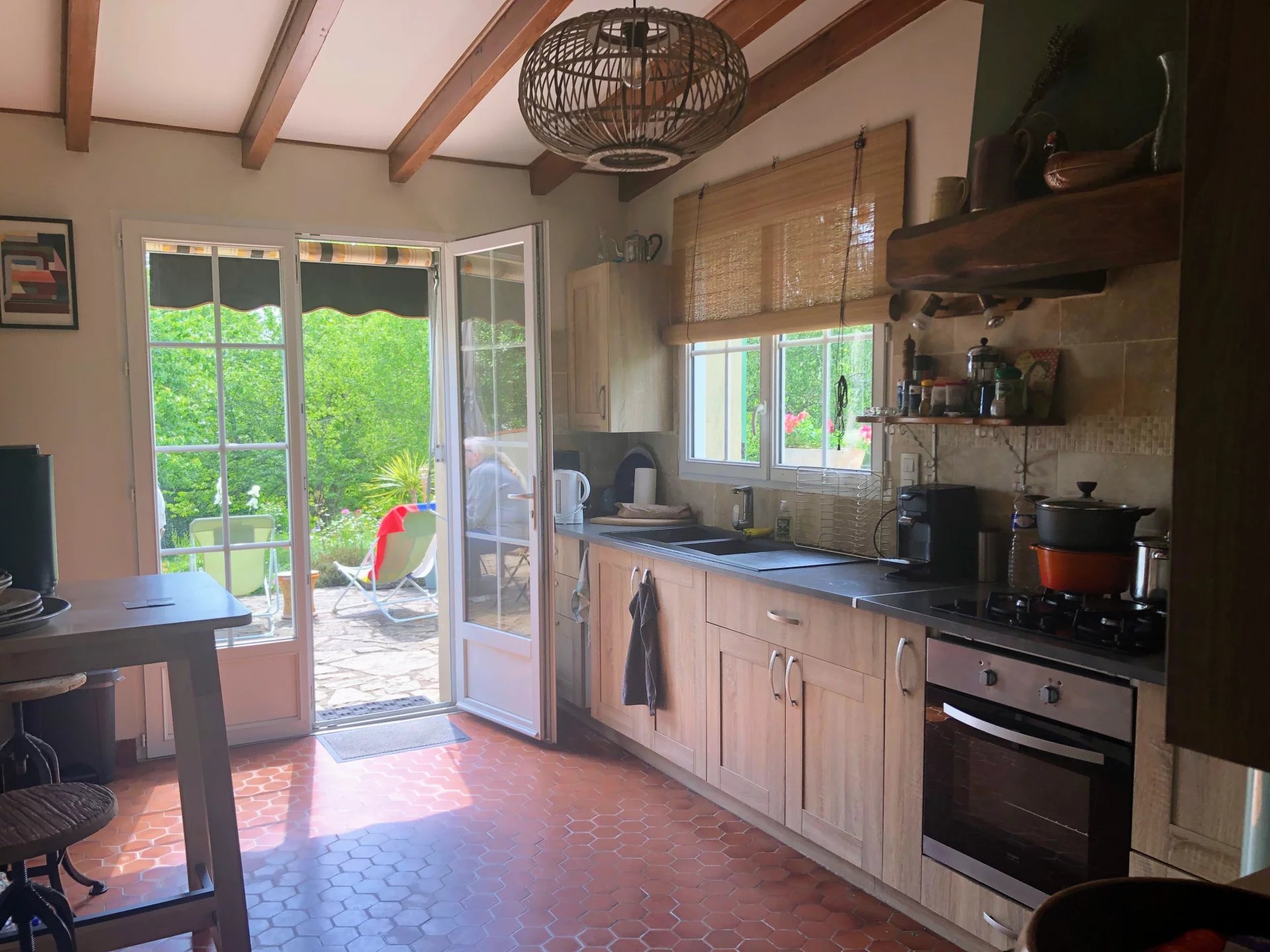 Beautiful character cottage with panoramic country views, Poitou-Charentes – France – BVI80412