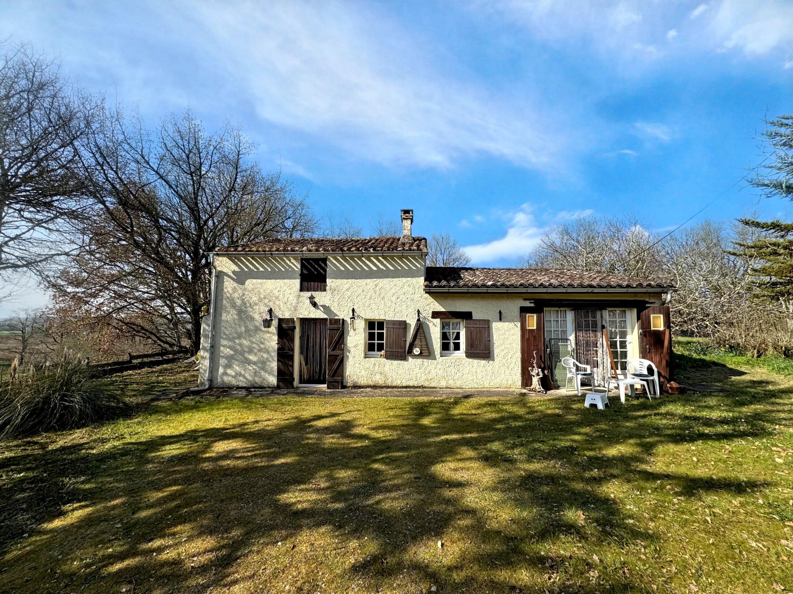 Charming stone cottage and garden, Aquitaine – France – BVI72272