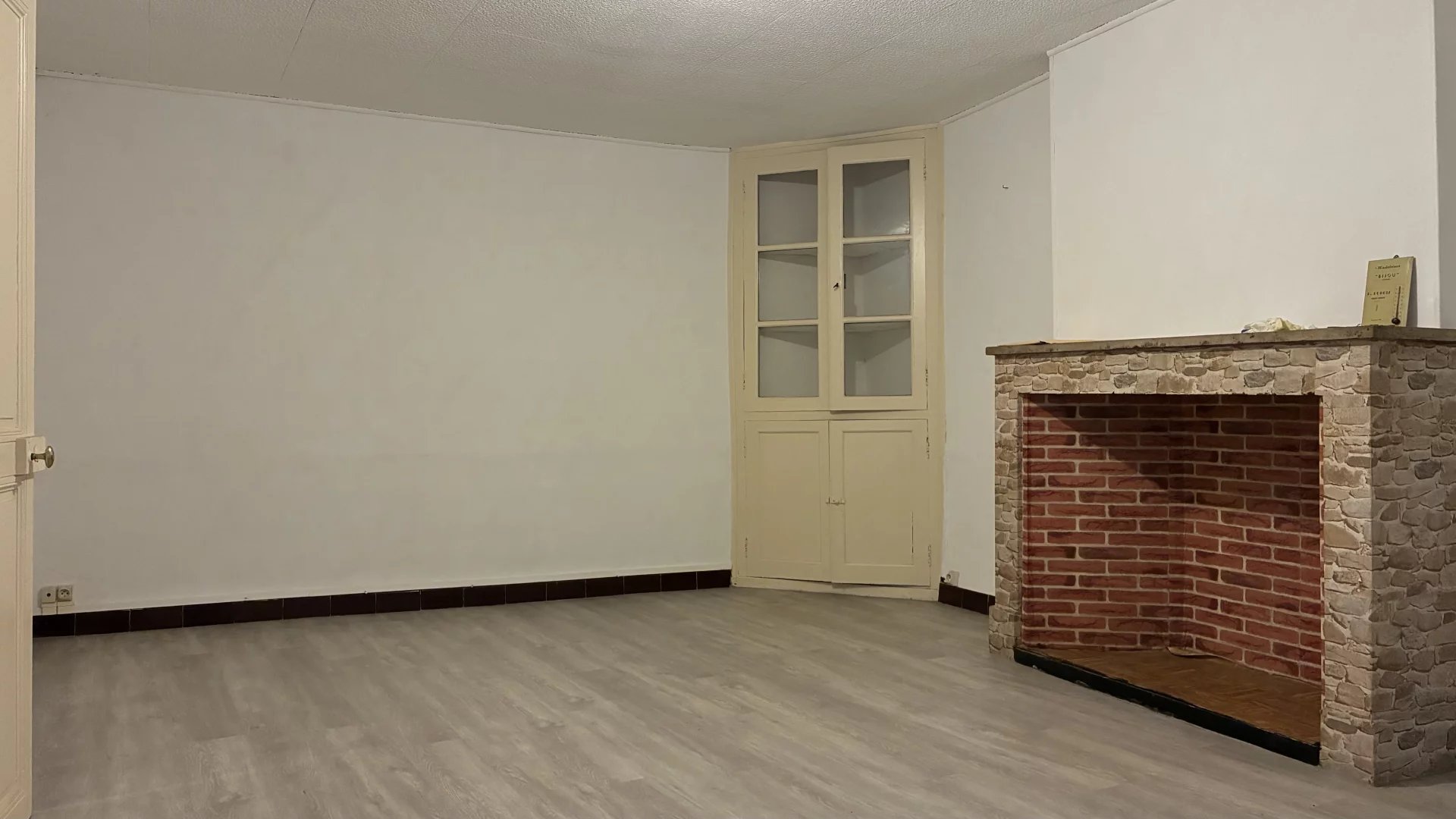 Great townhouse in the heart of the old town, Montmorillon, Poitou-Charentes – France – BVI83748