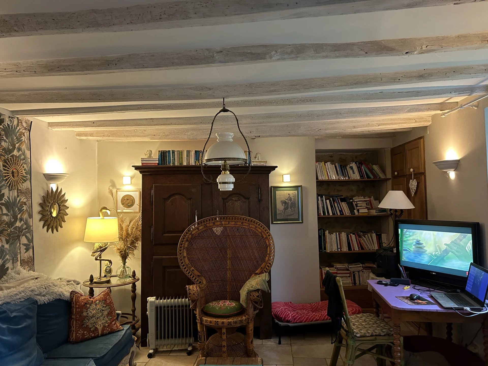 Beautifully presented 2 bedroom hamlet house, Poitou-Charentes – France – BVI77747