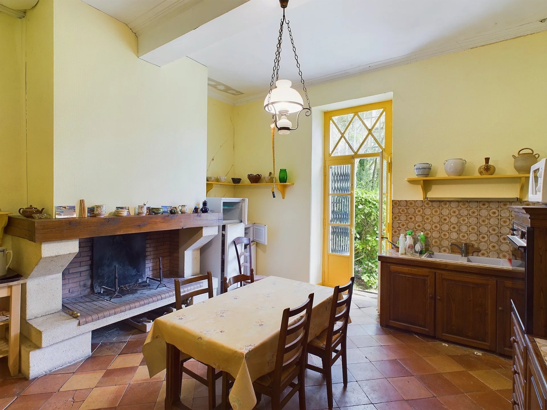 Manor house with over 3 acres of parkland, Languedoc-Roussillon – France – BVI74901