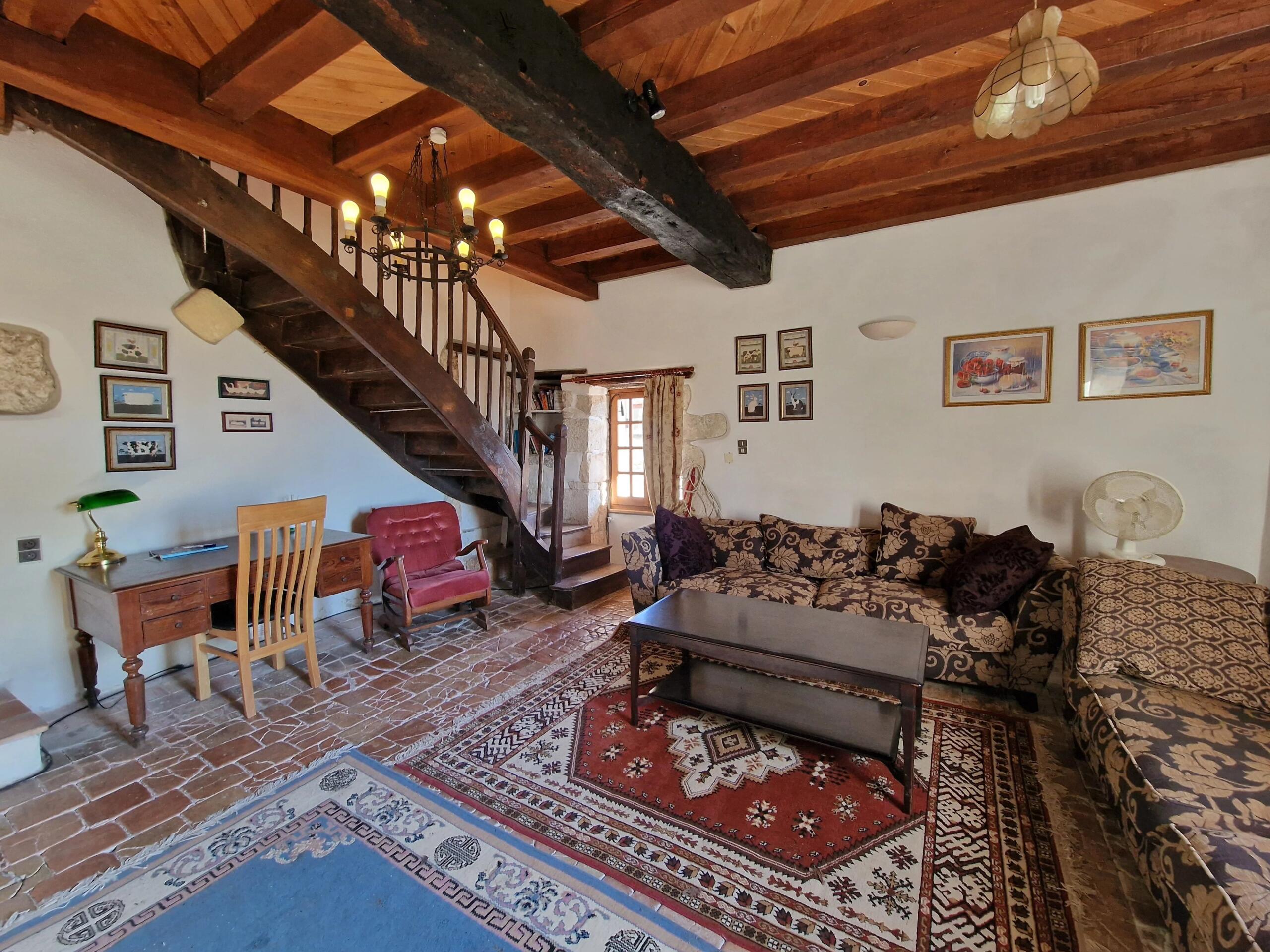 Charming home with character features and countryside views, Aquitaine – France – BVI79349