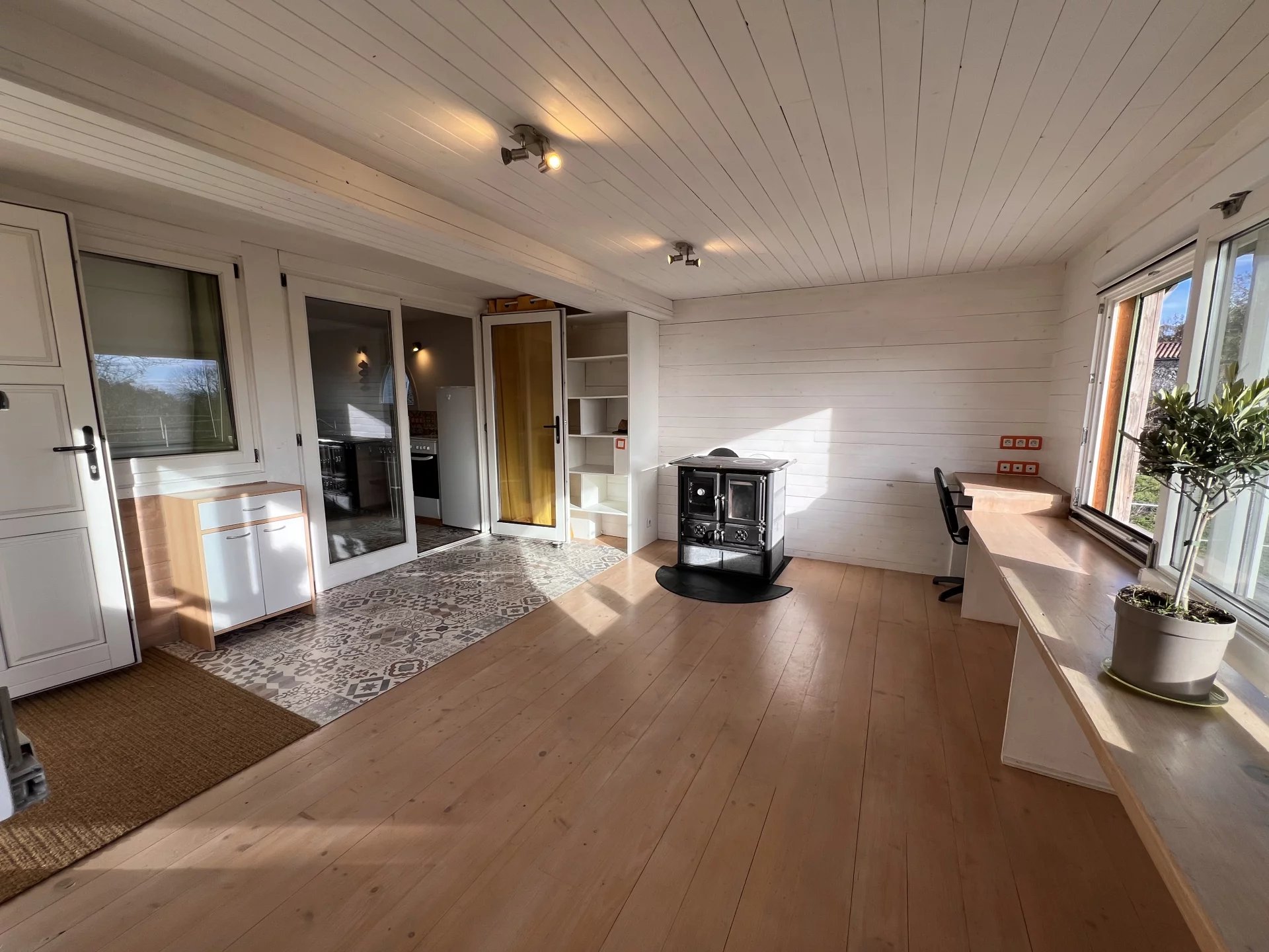 A luminous wooden eco-home with panoramic views, Languedoc-Roussillon – France – BVI83676