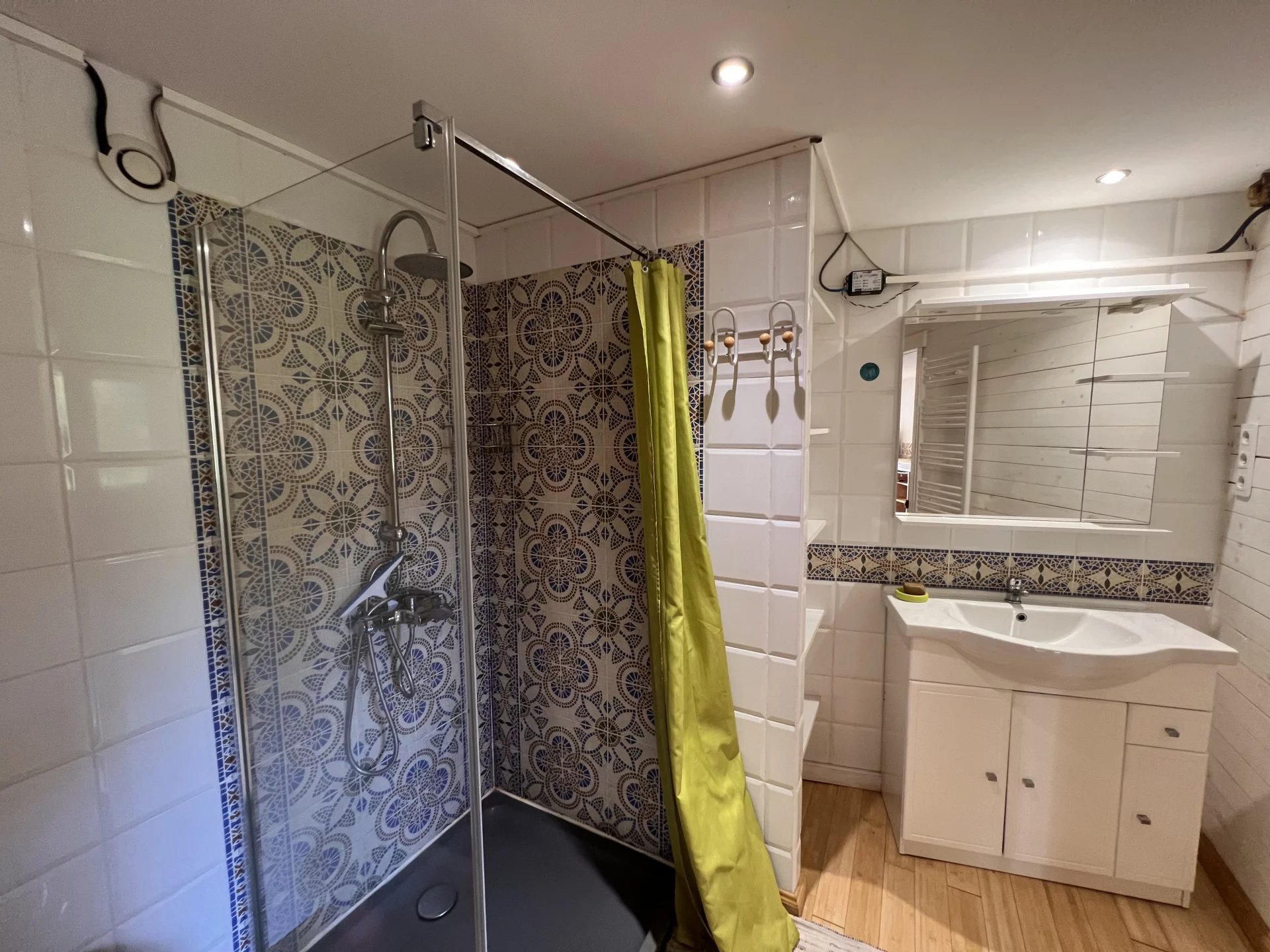 A luminous wooden eco-home with panoramic views, Languedoc-Roussillon – France – BVI83676