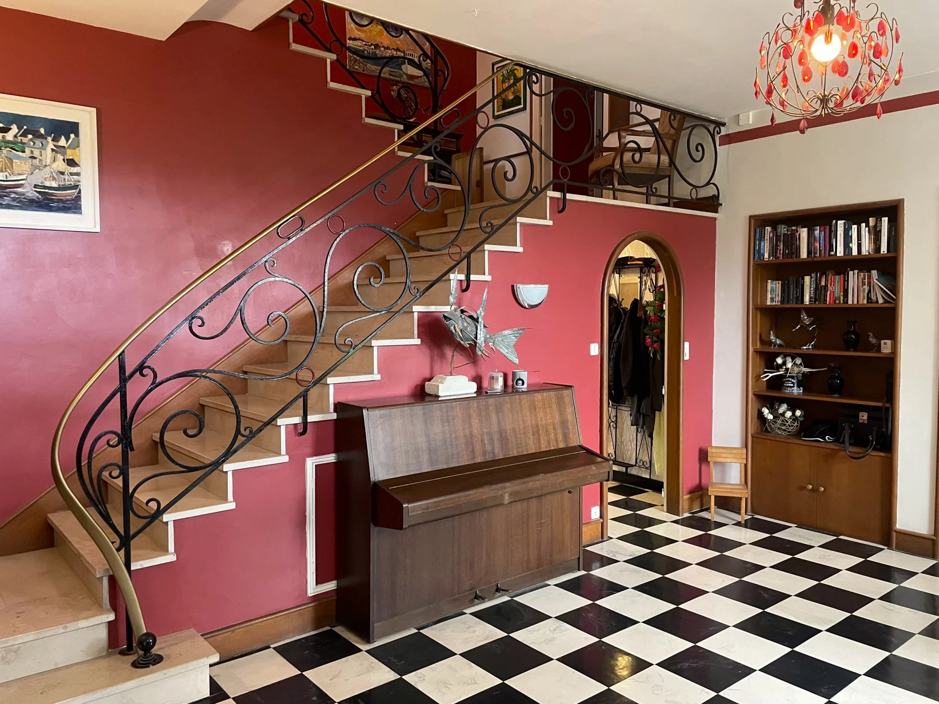 Stylish architect-designed home with guest house and pool, Poitou-Charentes – France – BVI80188