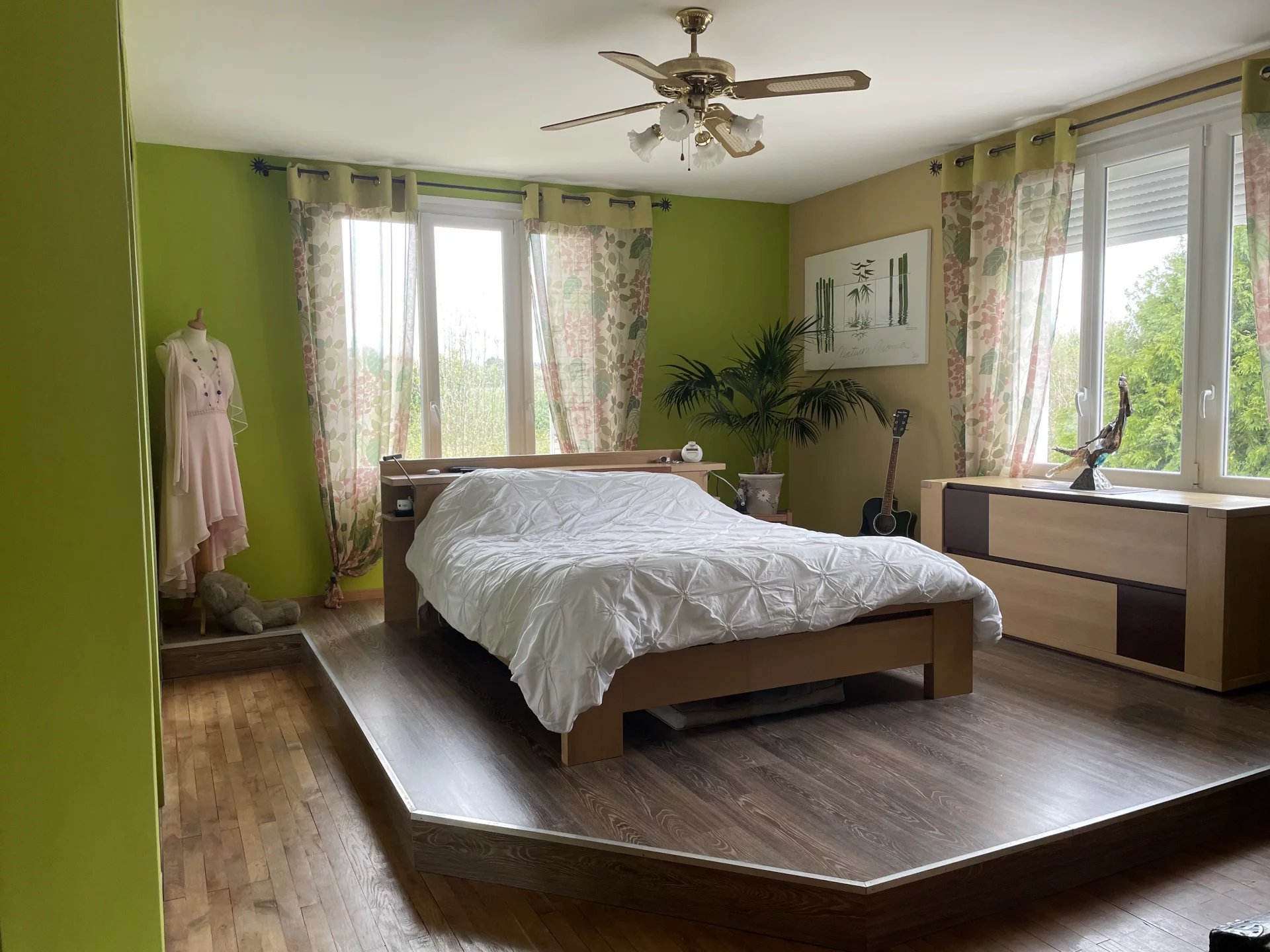 Stylish architect-designed home with guest house and pool, Poitou-Charentes – France – BVI80188