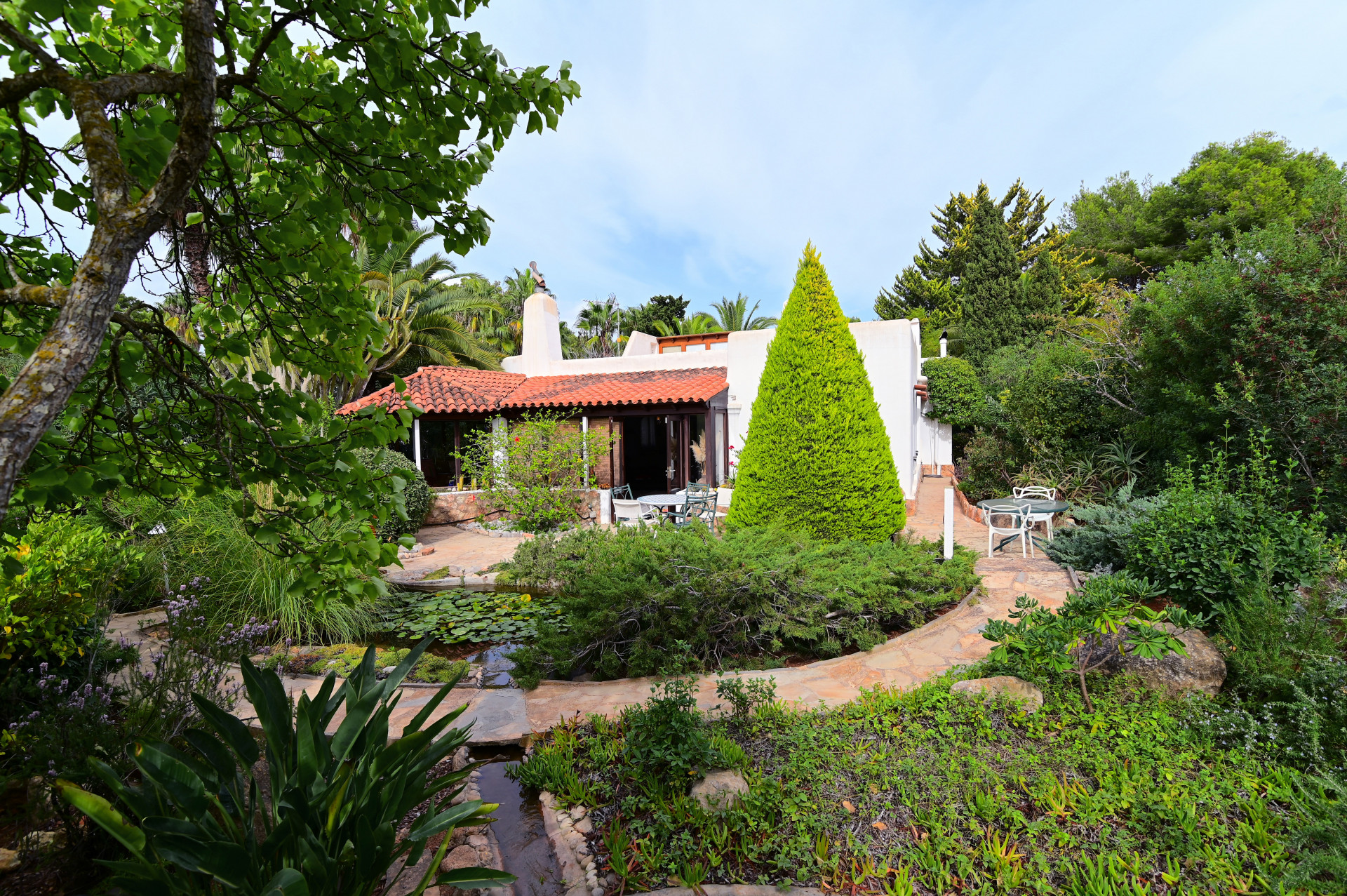 4 bedroom Chalet in Santa Eulalia Del Río, Islas Baleares, Spain – 428-01587P