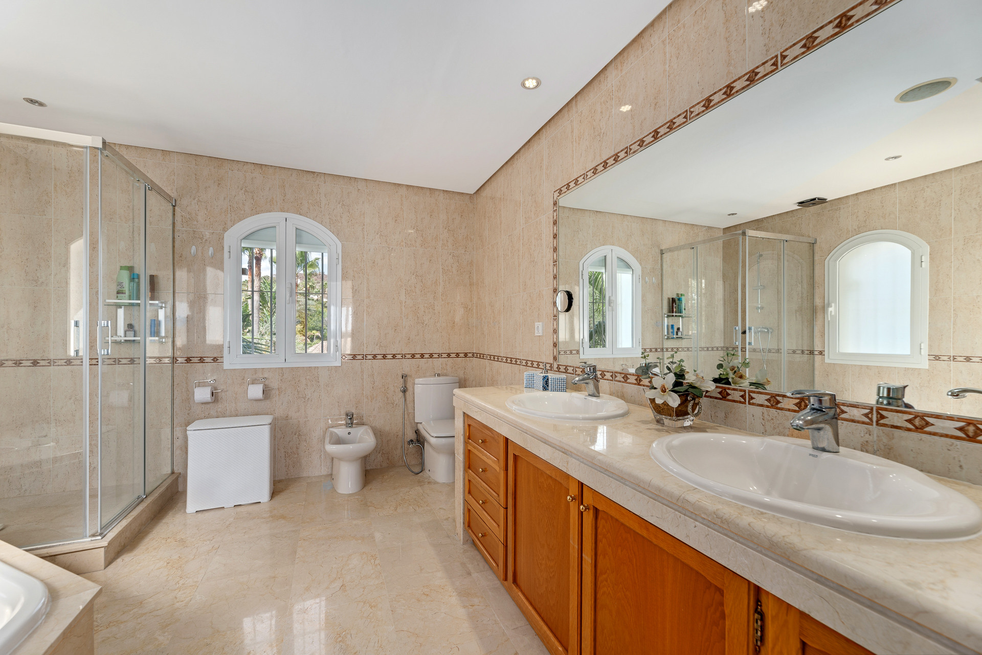 7 bedroom Villa in Marbella, Malaga, Spain – 428-02628P