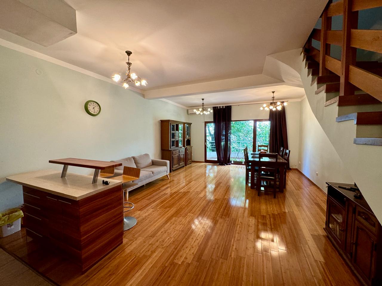 Risan Duplex Apartment – 130 m², Sea View & Pool, Montenegro – MRENB109