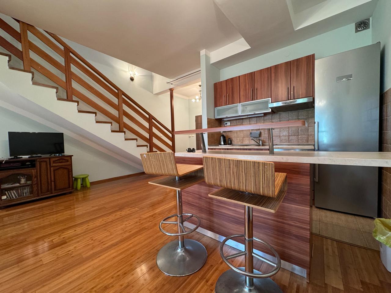 Risan Duplex Apartment – 130 m², Sea View & Pool, Montenegro – MRENB109