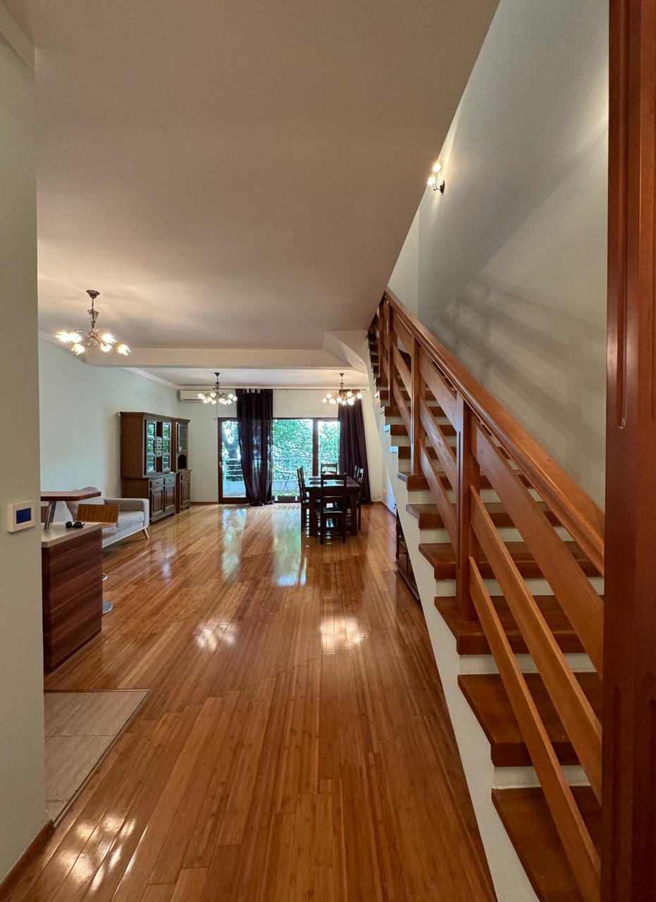 Risan Duplex Apartment – 130 m², Sea View & Pool, Montenegro – MRENB109