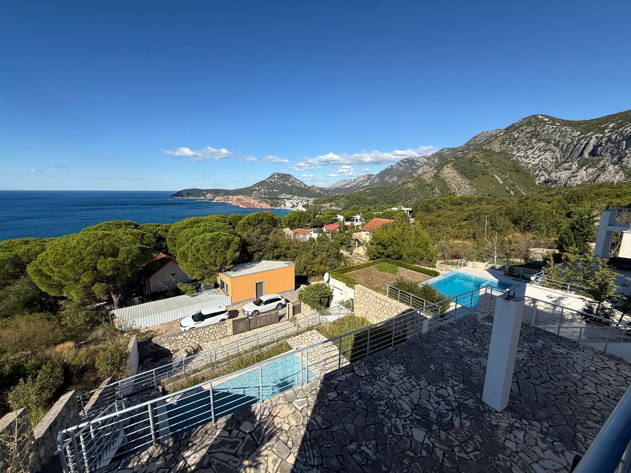 Bar Ratac House with Panoramic Sea View – 150 m², Pool & Parking, Montenegro – MREALE128
