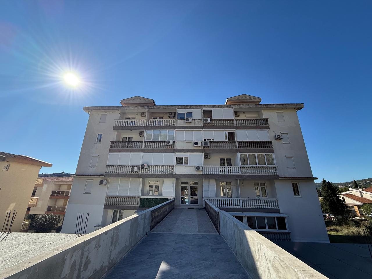 Sutomore Apartment – 43 m², 650 m to the Sea, Center Location, Montenegro – MREALE130