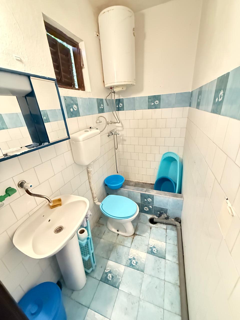 Sutomore House Portion – 108 m², Separate Entrance, 350 m to the Sea, Montenegro – MREALE131