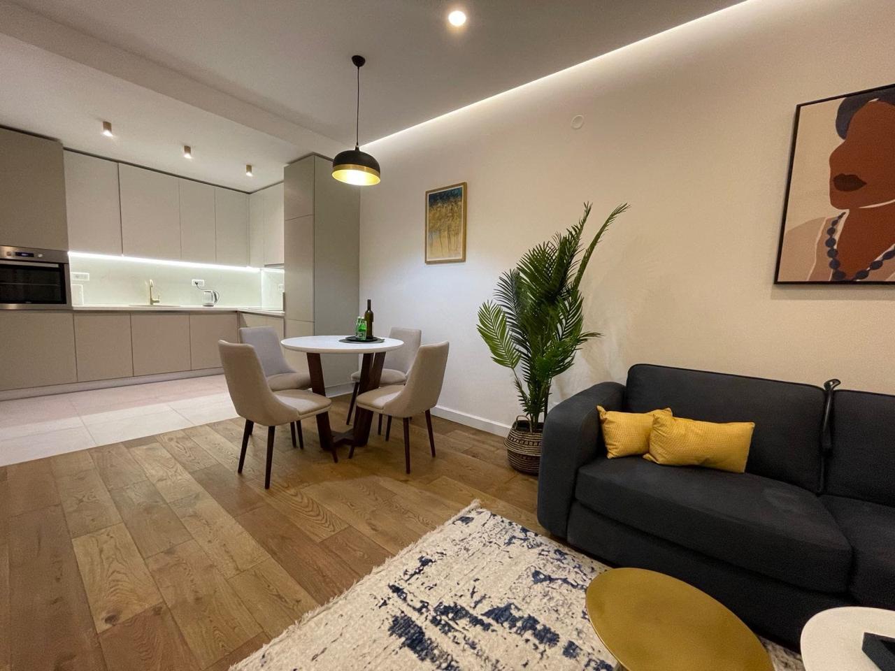 Bar Soho City Apartment – 65 m², Sea View, 3rd Floor, Montenegro – MREALE132