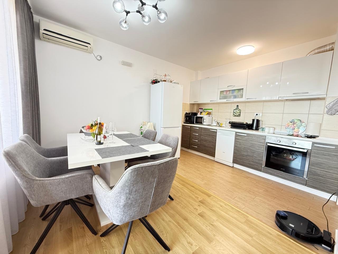 Dobra Voda Apartment – 73 m², Sea View, Garage, 230 m to the Sea, Montenegro – MREALE133