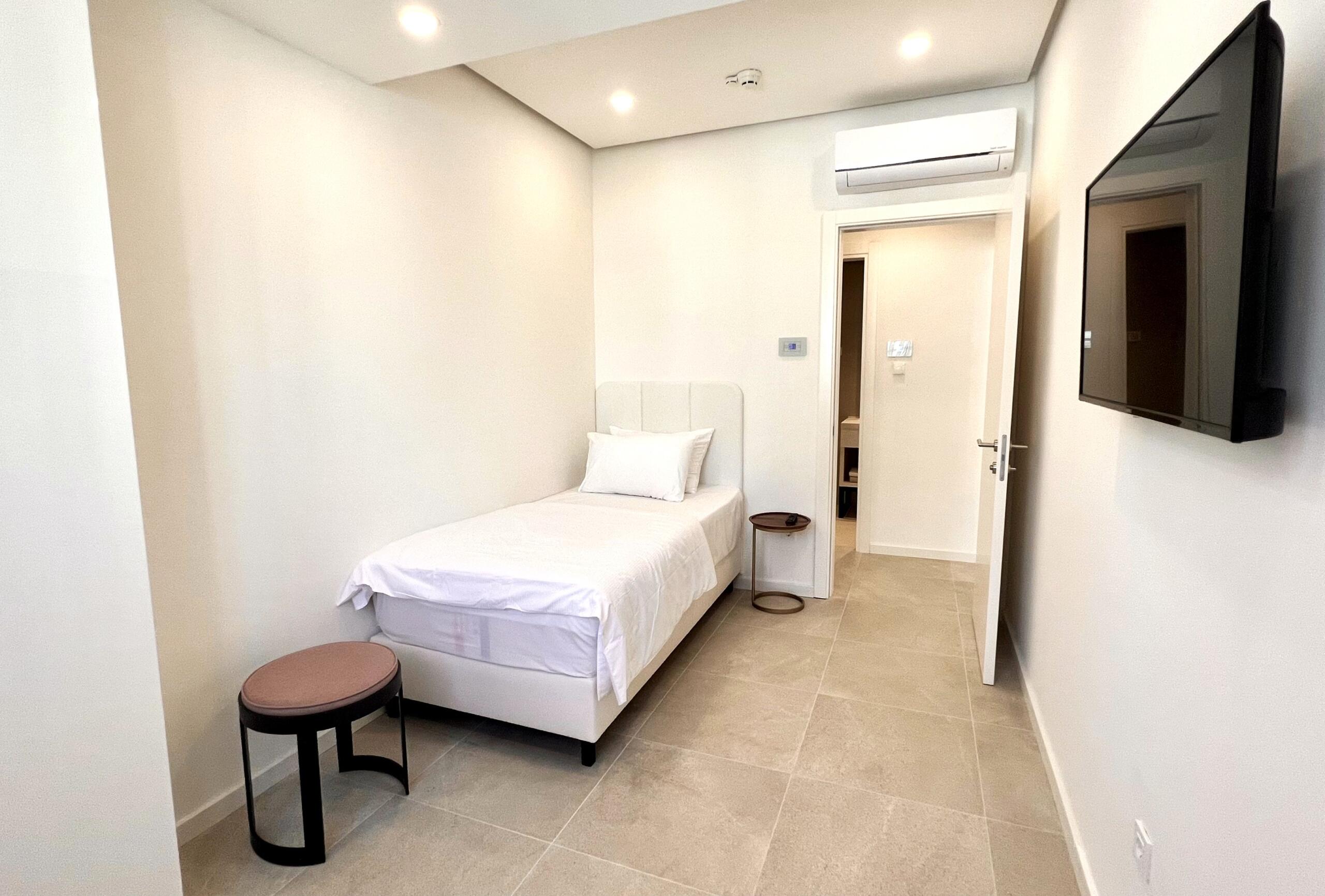 Luxury Seafront Apartments in Rafailovici – 107–136 m² Dream Homes, Montenegro – MRESR01