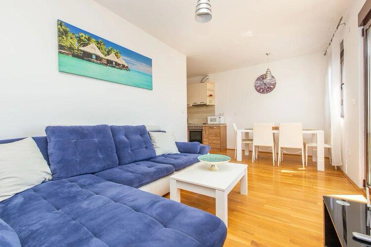 Sea View Apartment Podmaine Budva – 61 m², Furnished, Ideal, Montenegro – MRENB110