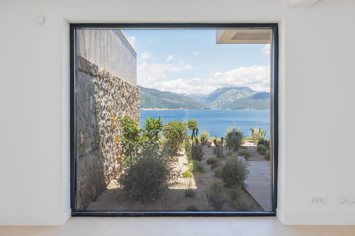 Modern Villa Sea View Krašići – 328 m² Luxury New Build, Montenegro – MREAP3