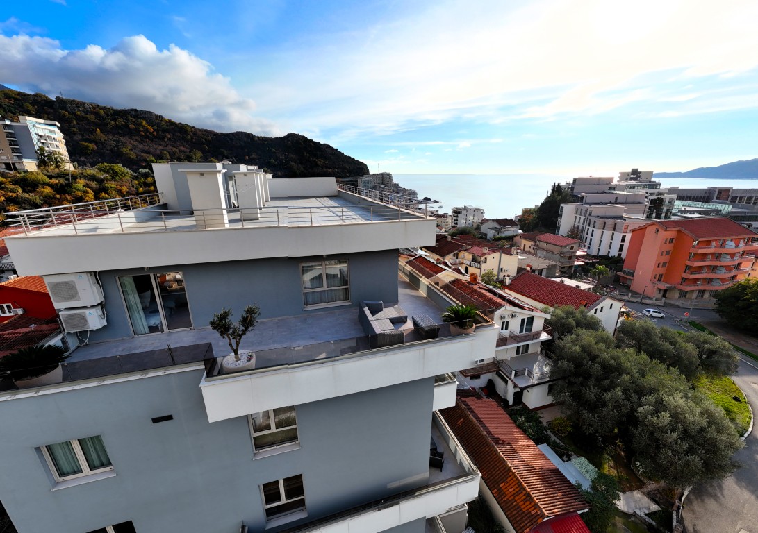 Luxury Penthouse Sea View Bečići – 463 m² With Terrace, Montenegro – MREDV2