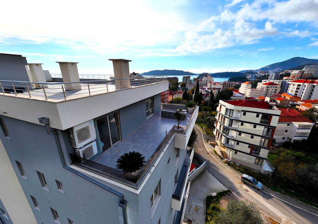 Luxury Penthouse Sea View Bečići – 463 m² With Terrace, Montenegro – MREDV2