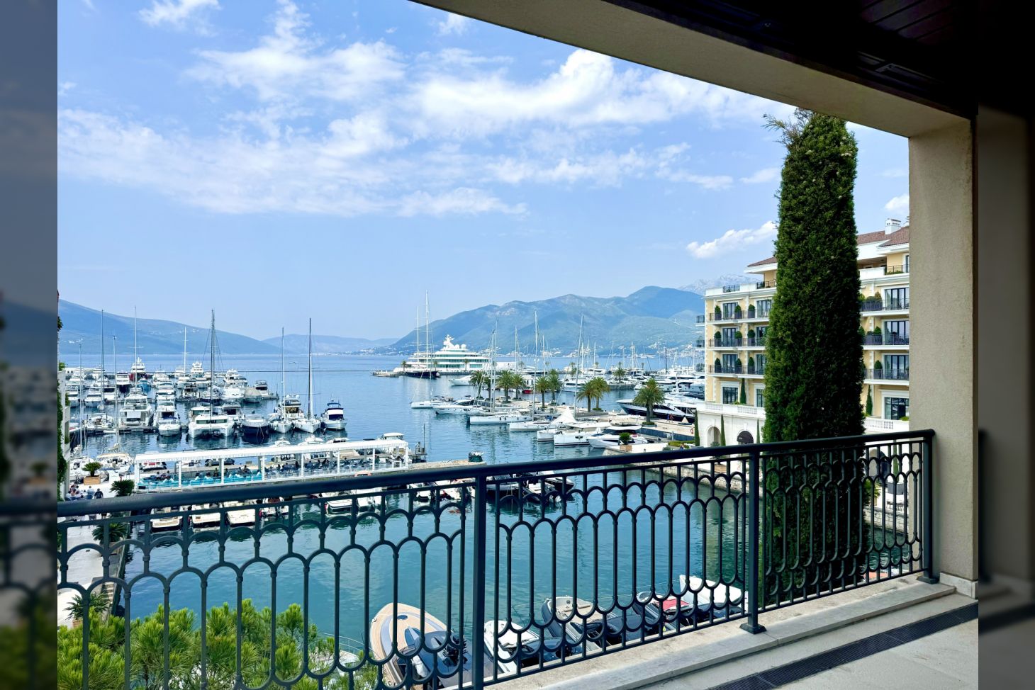 Luxury Sea View Apartment in Porto Montenegro – 223 m² Dream, Montenegro – MREMB2