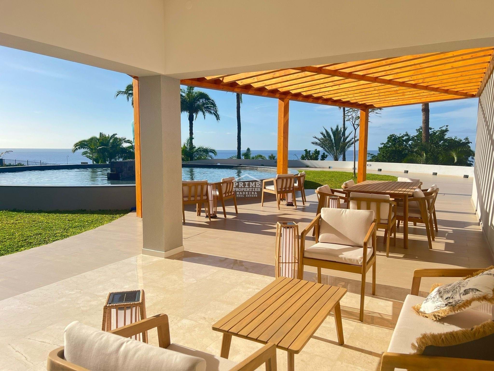 4 bedroom Apartment in São Martinho, Ilha Da Madeira, Portugal – 1270 T4 (a)