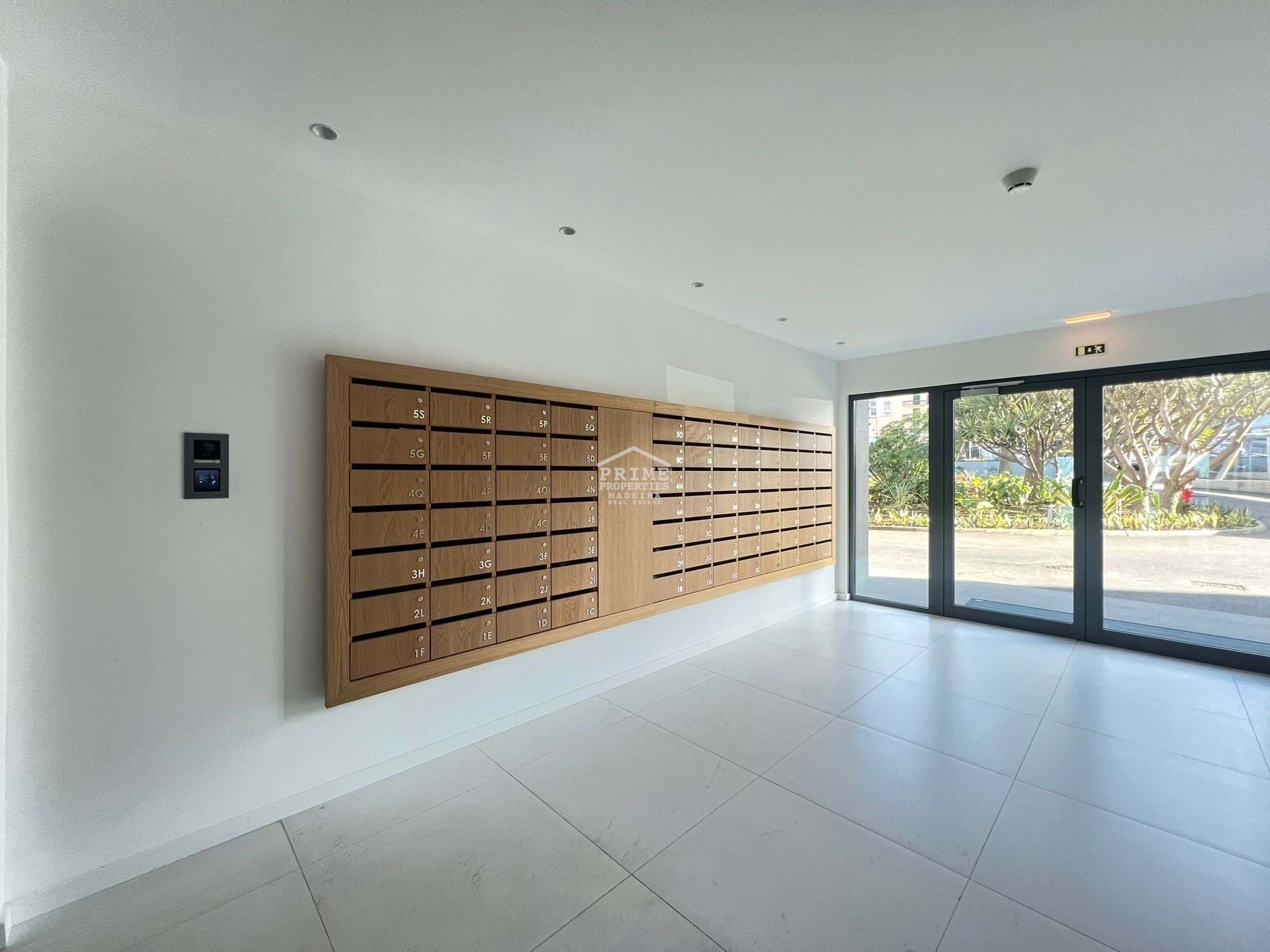 4 bedroom Apartment in São Martinho, Ilha Da Madeira, Portugal – 1270 T4 (a)